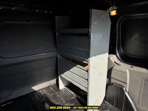 Used 2022 Ford Transit Connect XLT FWD image 25