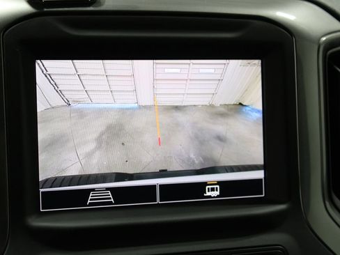 Used 2024 Chevrolet Silverado 2500 Custom w/ Custom Value Package image 46