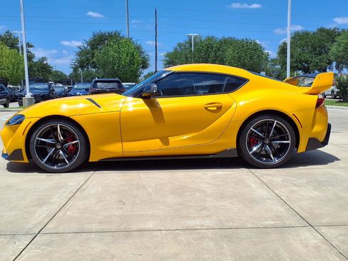Used 2022 Toyota Supra Premium w/ Driver Assist Package RWD image 22