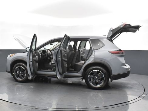 New 2026 Nissan Rogue SV w/ SV Premium Package image 37