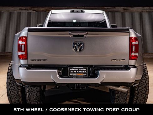 Used 2024 RAM 3500 Big Horn w/ Sport Appearance Package image 8