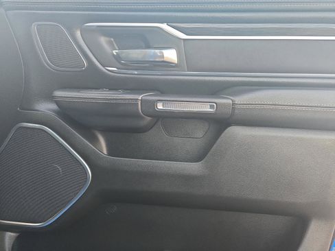 Used 2024 RAM 1500 Laramie image 30