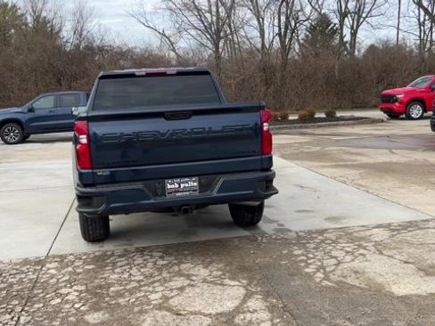 Used 2023 Chevrolet Silverado 1500 Custom w/ LPO, Dark Essentials Package AWD/4WD image 8