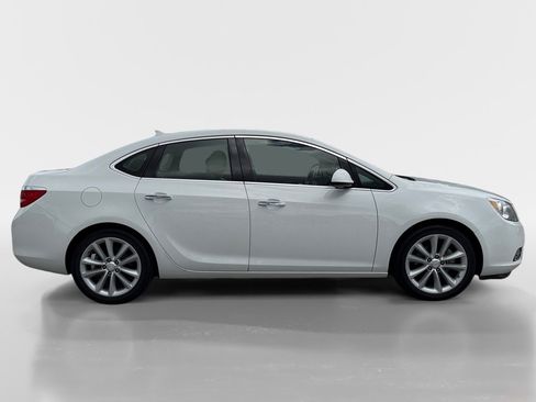 Used 2012 Buick Verano FWD image 6