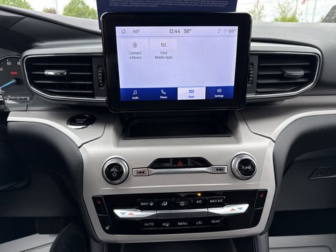 Certified 2024 Ford Explorer XLT w/ Equipment Group 202A AWD/4WD image 25