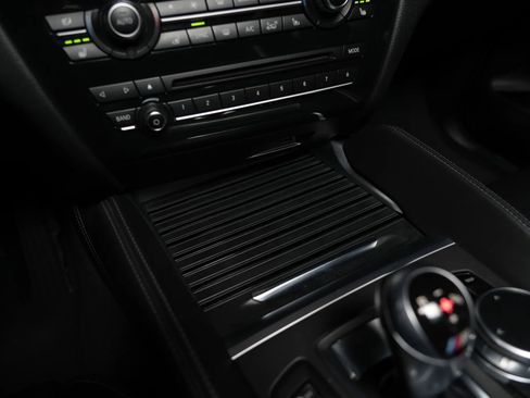 Used 2017 BMW X5 M image 59