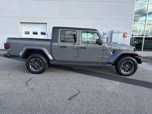 Certified 2021 Jeep Gladiator Overland w/ Popular Equipment Package image 18