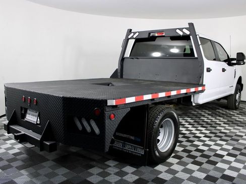 Used 2022 Ford F350 XL w/ Power Equipment Group image 8