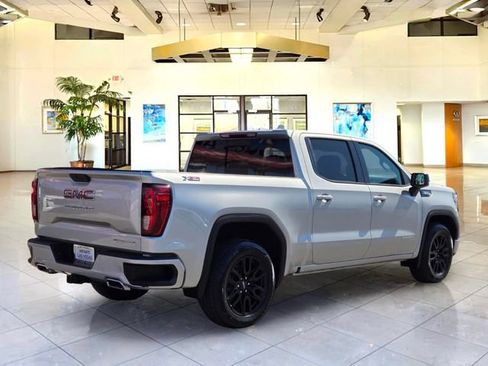 Used 2020 GMC Sierra 1500 Elevation w/ Elevation Value Package AWD/4WD image 5