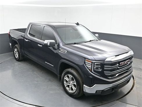 Used 2024 GMC Sierra 1500 SLT image 32