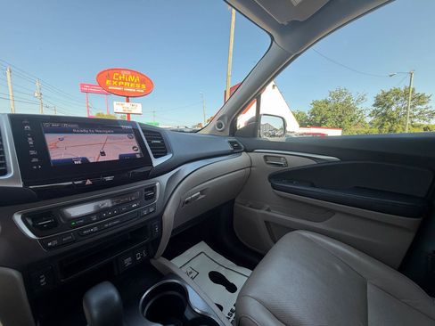 Used 2017 Honda Ridgeline RTL-T image 24