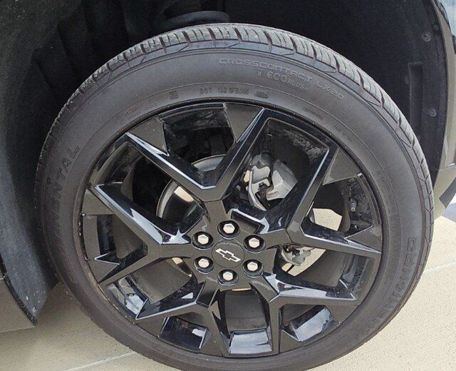 Used 2024 Chevrolet Traverse RS w/ LPO, Floor Liner Package FWD image 6