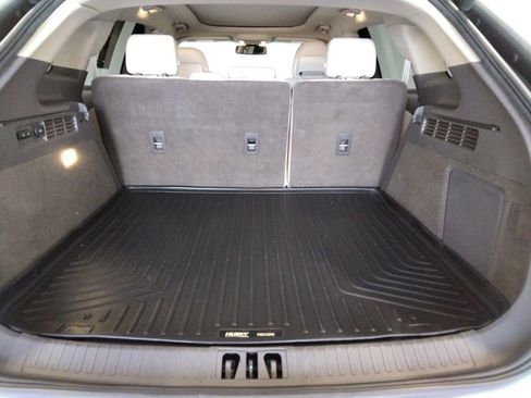 Used 2018 Lincoln MKX Reserve w/ Driver Assistance Package image 9