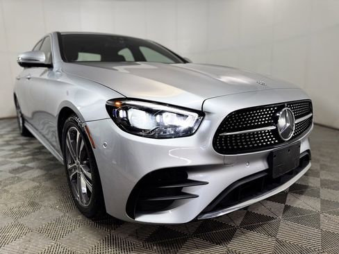 Used 2022 Mercedes-Benz E 350 4MATIC Sedan image 11