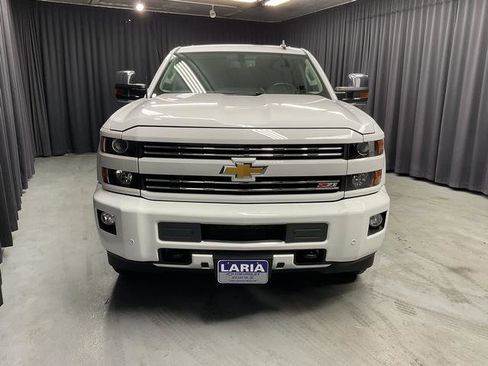 Used 2019 Chevrolet Silverado 2500 LT w/ Custom Sport Edition image 3