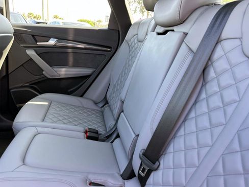 Used 2023 Audi SQ5 Premium Plus w/ Premium Plus Package image 13