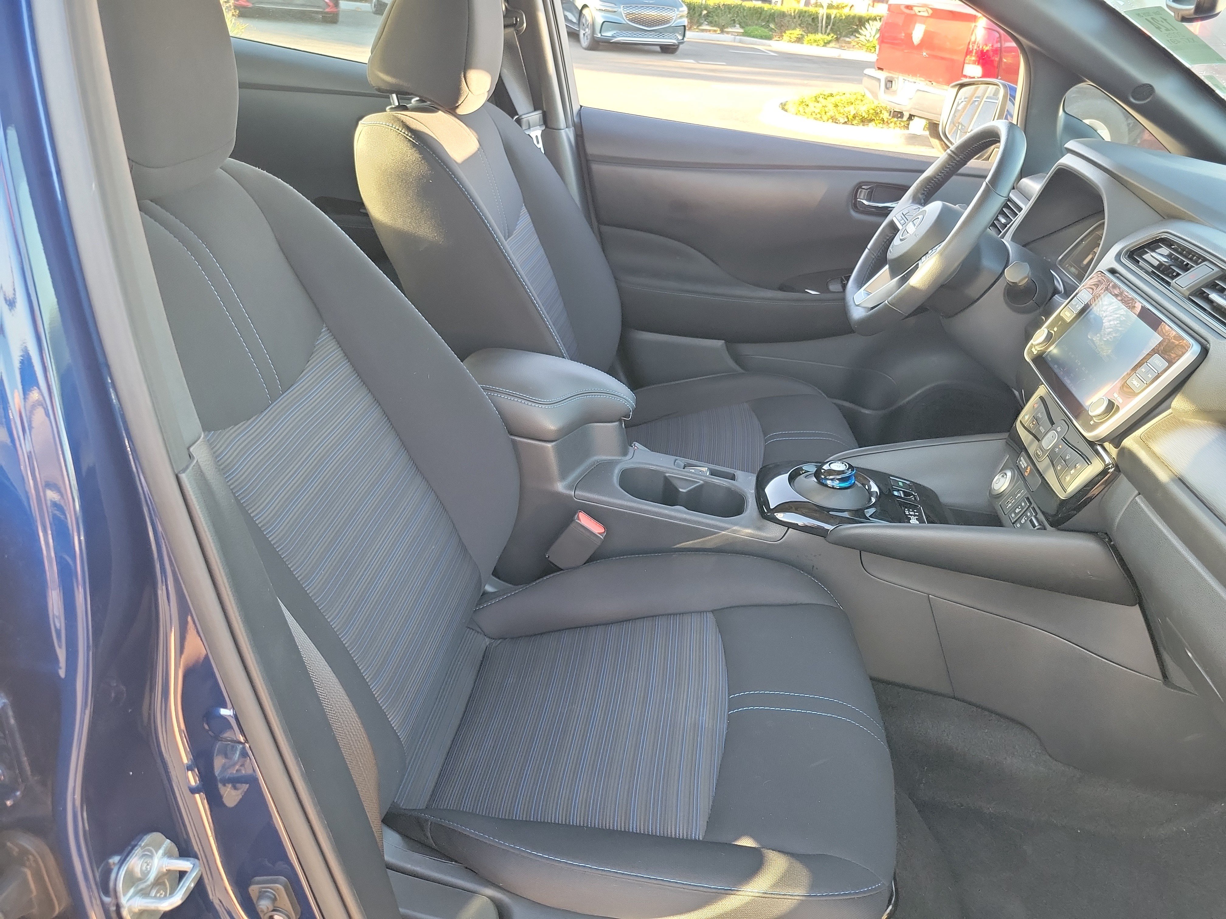 Used 2025 Nissan Leaf SV Plus FWD image 21