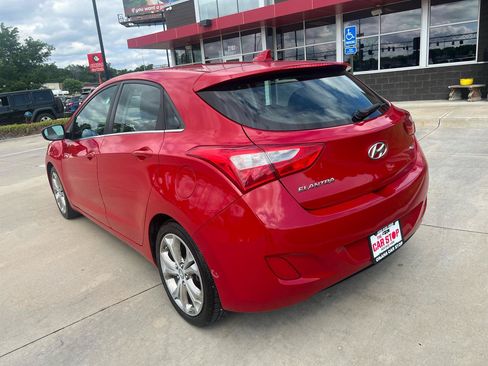 Used 2013 Hyundai Elantra GT w/ Touch & Go Pkg FWD image 8