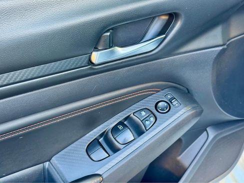 Used 2020 Nissan Altima 2.5 SR image 13