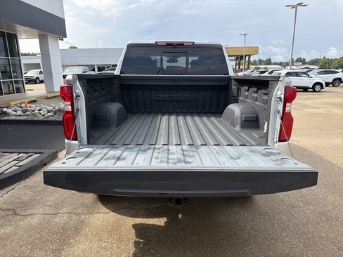 Used 2022 Chevrolet Silverado 1500 ZR2 AWD/4WD image 26