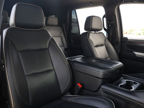 Used 2023 Chevrolet Tahoe Premier RWD image 22