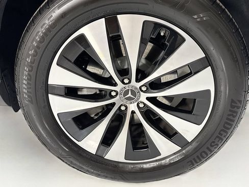 Certified 2025 Mercedes-Benz GLE 450e 4MATIC image 31