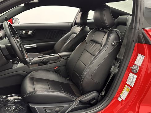 Used 2023 Ford Mustang Premium image 13