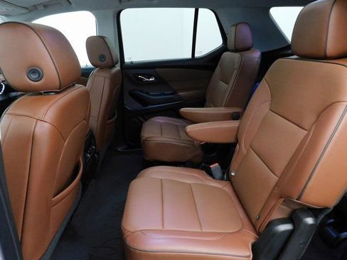 Used 2021 Chevrolet Traverse High Country image 31
