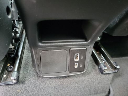 Used 2024 Buick Encore GX Sport Touring FWD image 19
