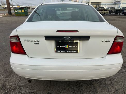 Used 2005 Ford Focus SE image 9