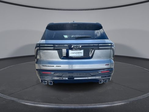 New 2026 Chevrolet Traverse RS w/ LPO, Floor Liner Package AWD/4WD image 13