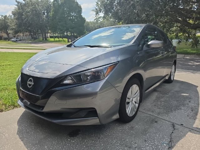 Used 2023 Nissan Leaf S FWD image 2
