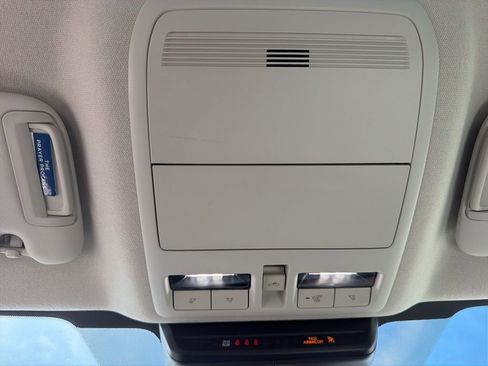 Used 2025 MAZDA CX-30 AWD 2.5 S w/ Premium Package image 24