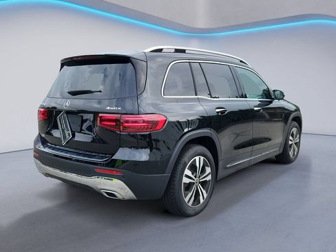 Certified 2025 Mercedes-Benz GLB 250 4MATIC image 4