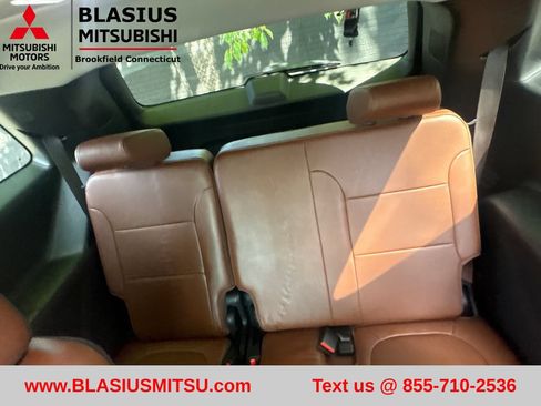 Used 2021 Chevrolet Traverse High Country w/ LPO, Floor Liner Package AWD/4WD image 25