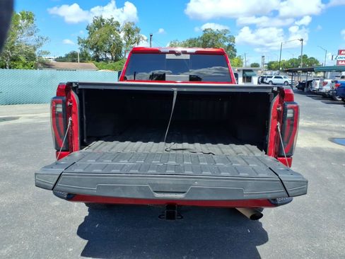 Used 2024 GMC Sierra 2500 AT4 w/ AT4 Premium Plus Package AWD/4WD image 18