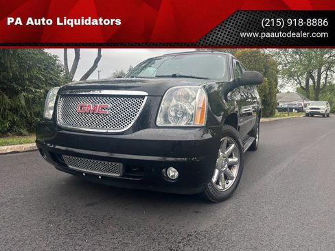 Used 2014 GMC Yukon XL Denali AWD/4WD image 1
