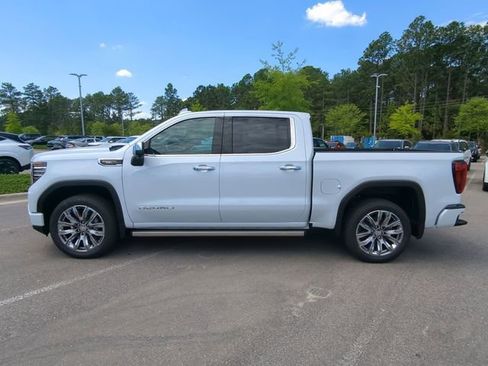 New 2026 GMC Sierra 1500 Denali AWD/4WD image 9