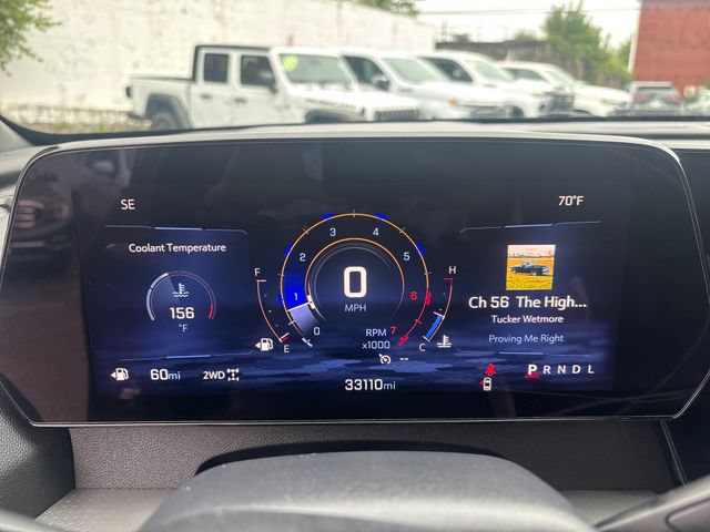 Used 2024 Chevrolet Traverse LT w/ Midnight/Sport Edition AWD/4WD image 17