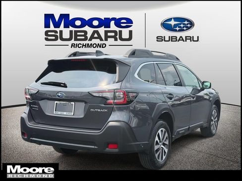 Certified 2025 Subaru Outback Premium AWD/4WD image 2