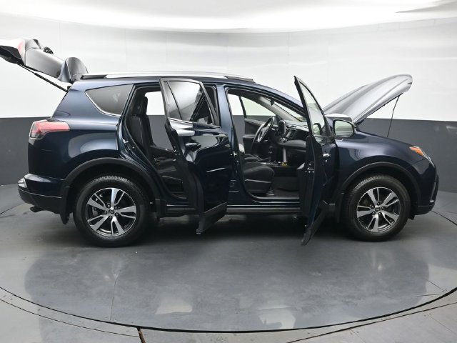Used 2017 Toyota RAV4 XLE w/ Plus Extra Value Package AWD/4WD image 50