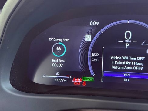 Used 2025 Lexus UX 300h FWD w/ Accessory Package (Z1) image 23