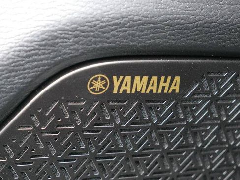 Used 2025 Mitsubishi Outlander AWD image 27