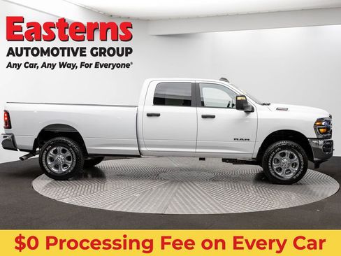 Used 2025 RAM 3500 Lone Star AWD/4WD image 4