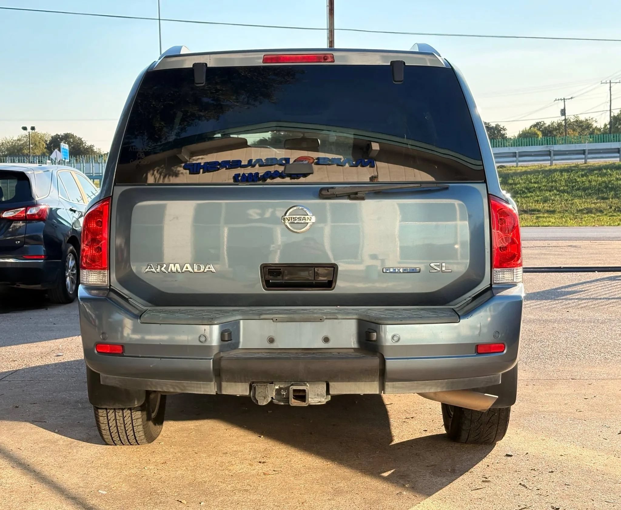 Used 2011 Nissan Armada SL RWD image 4