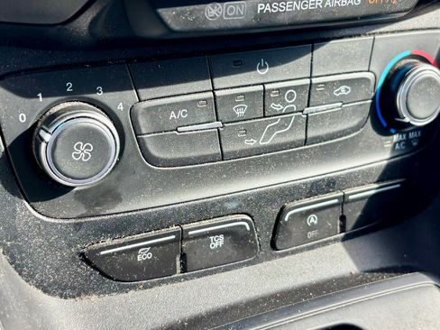 Used 2019 Ford Transit Connect XL image 21