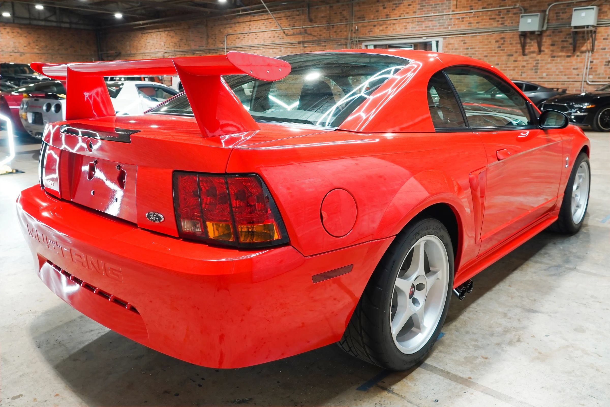 Used 2000 Ford Mustang Cobra RWD image 18