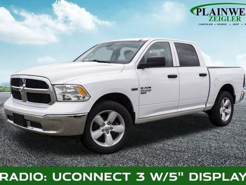 Used 2022 RAM 1500 Classic SLT image 1