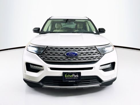 Used 2020 Ford Explorer Limited image 2