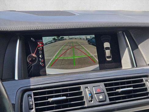 Used 2016 BMW 550i Sedan RWD image 13